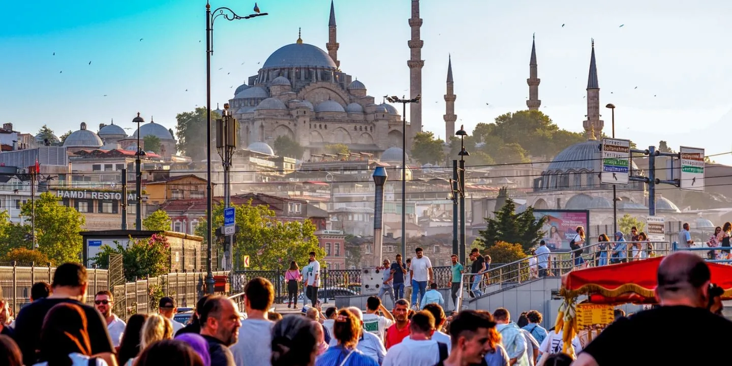 Costumes e Tradições da Turquia: Cultura, Casamentos e Vida Cotidiana